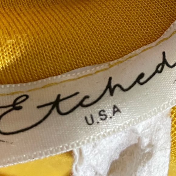 Yellow dress - Picture 2 of 2